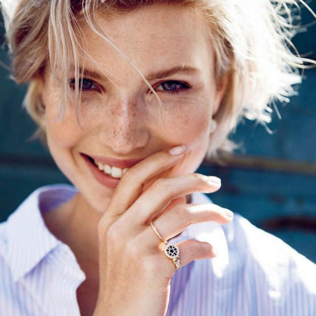 Toujours Ajour Piccolo Ring 750 Gelbgold mit Onyx