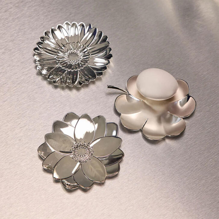 LHerbier Kleeblatt Schale versilbert