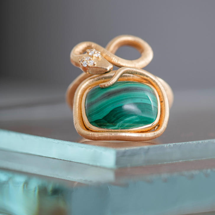 Snakes Ring 750 Gelbgold Malachit