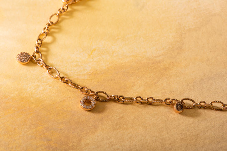 Bron Collier Joy 750 Roségold mit Brillanten