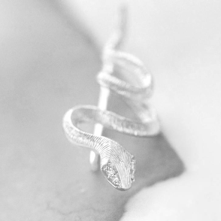 Snakes Earcuff 750 Weißgold mit Brillanten