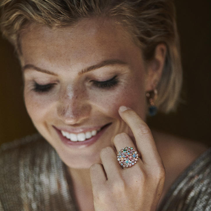 Confetti Ring 750 Roségold mit Brillanten und Saphiren