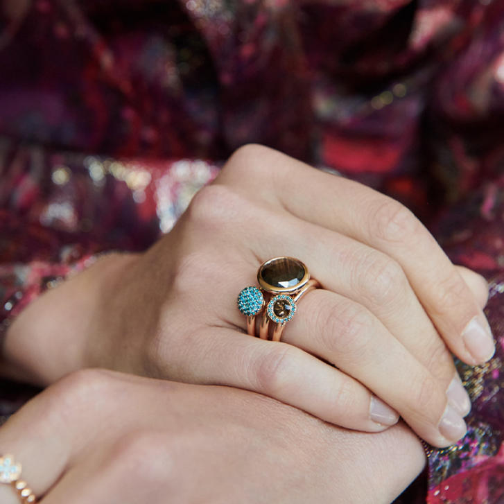 Sushi Ring 750 Roségold mit blauen Brillanten und Rauchquarz