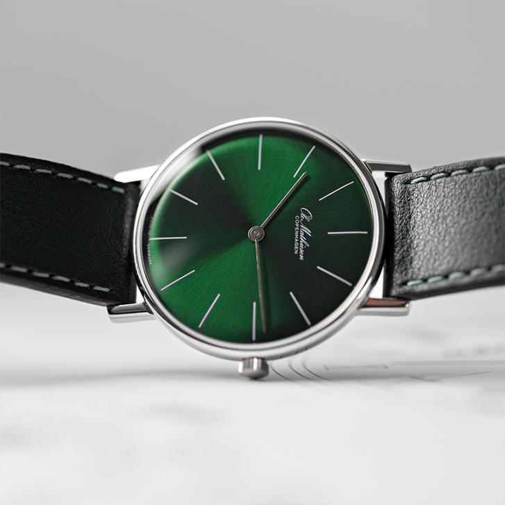 Ole Mathiesen Herren Armbanduhr Ø 33 mm
