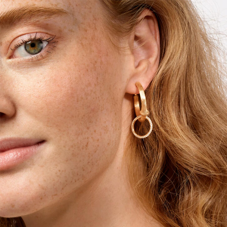 Nature Ohrring Einhänger Pavé 750 Gelbgold mit Brillanten, large