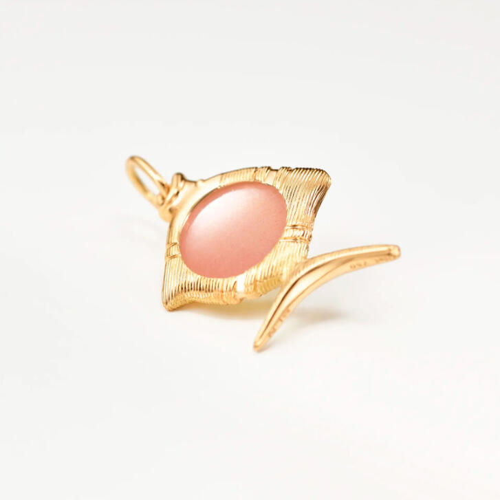 Young Fish Anhänger 750 Gelbgold mit Blush Mondstein