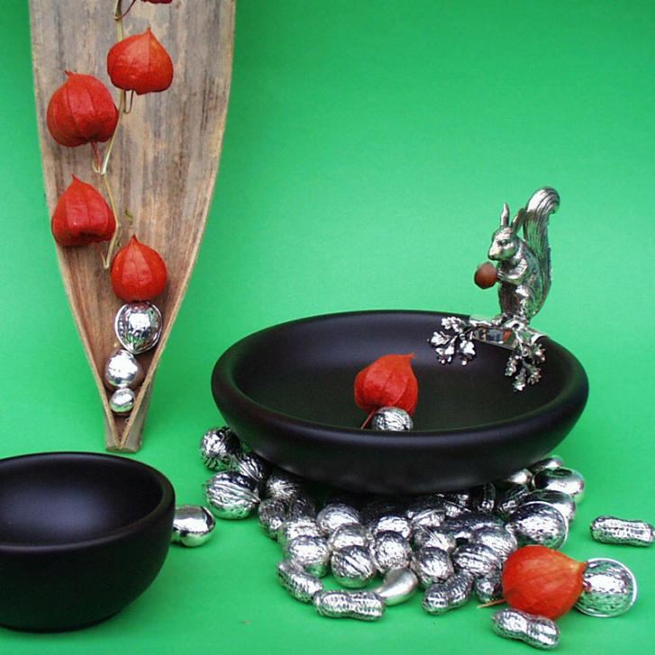 Edelholzschale mit 925 Silber Eichhörnchen