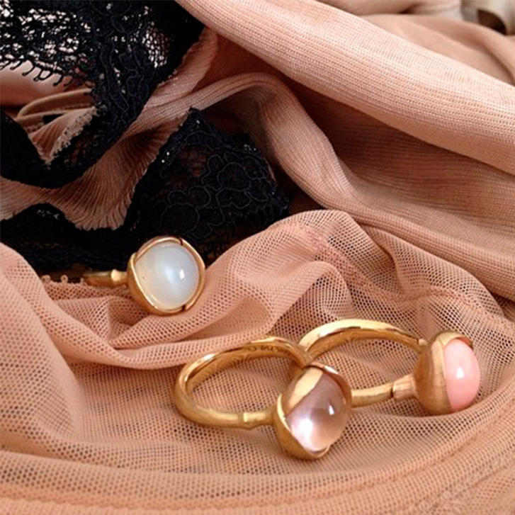 Lotus Ring No.1 750 Gelb- und Roségold mit Rosenquarz